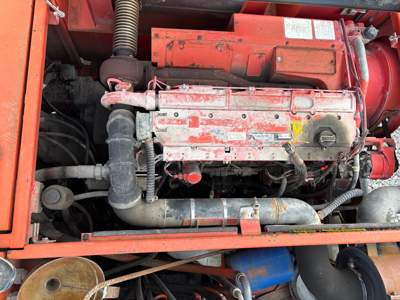 Deutz BF 6 M 1013 - Строительное оборудование: фото 1 Deutz BF 6 M 1013 - Строительное оборудование: фото 1