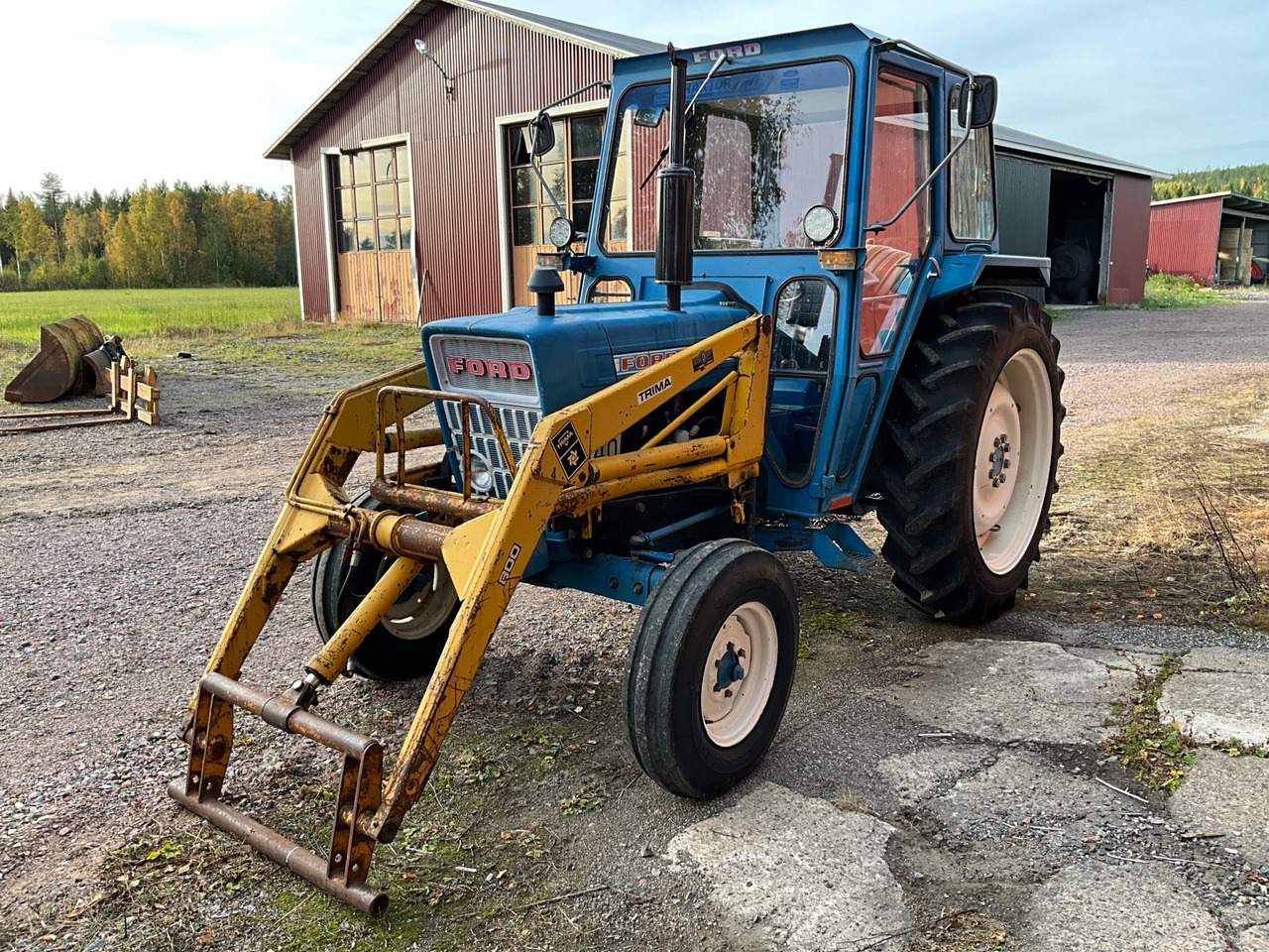 Ford 4000 - Трактор: фото 1 Ford 4000 - Трактор: фото 1