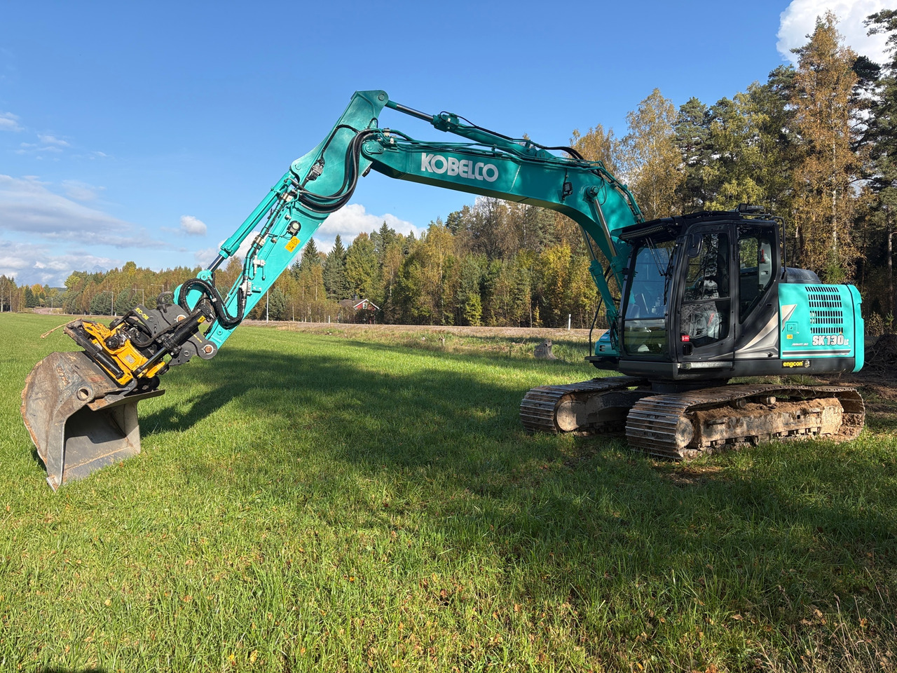 Kobelco SK130LC-11 - Экскаватор: фото 1 Kobelco SK130LC-11 - Экскаватор: фото 1