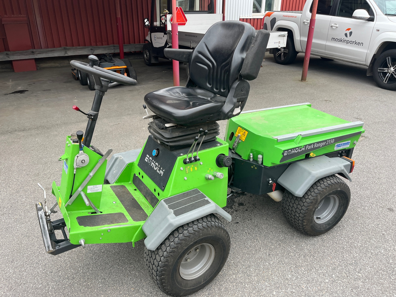Egholm Park Ranger 2150 - Коммунальная/ Специальная техника: фото 1 Egholm Park Ranger 2150 - Коммунальная/ Специальная техника: фото 1