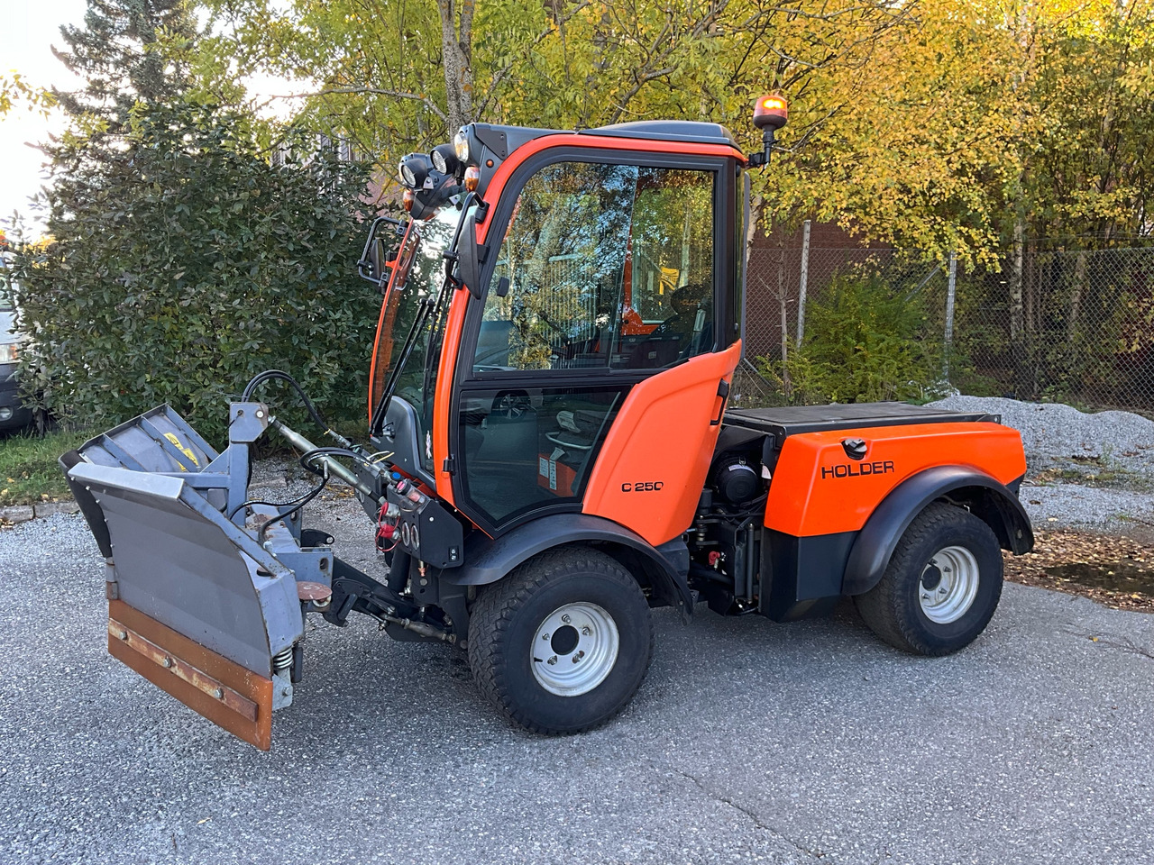 Holder C250 - Коммунальная/ Специальная техника: фото 1 Holder C250 - Коммунальная/ Специальная техника: фото 1
