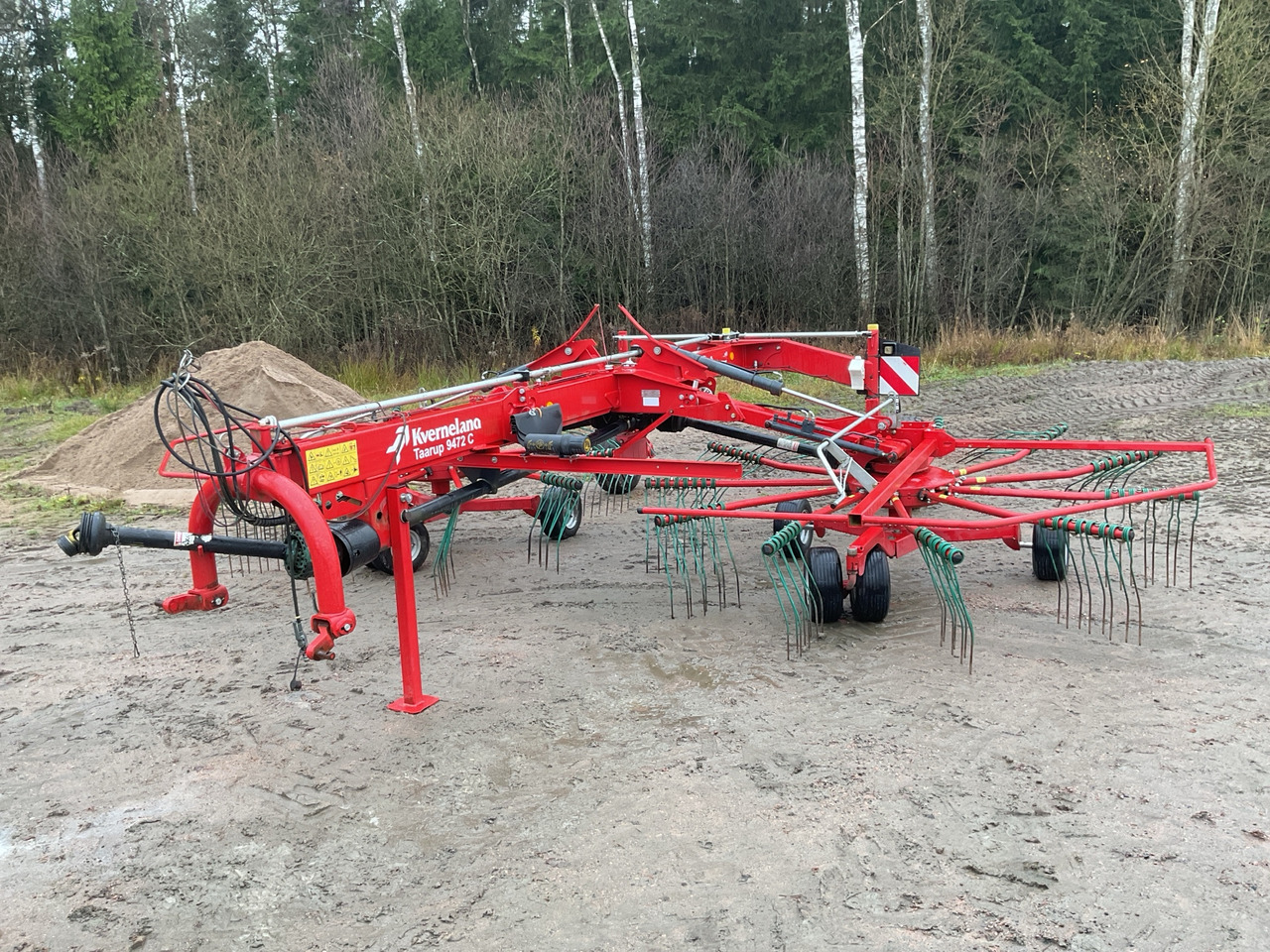 Kverneland Taarup 9472 C - Сеноворошилка: фото 1 Kverneland Taarup 9472 C - Сеноворошилка: фото 1