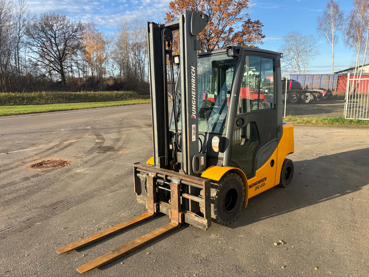 Jungheinrich DFG430s - Погрузочно-разгрузочная техника: фото 1 Jungheinrich DFG430s - Погрузочно-разгрузочная техника: фото 1