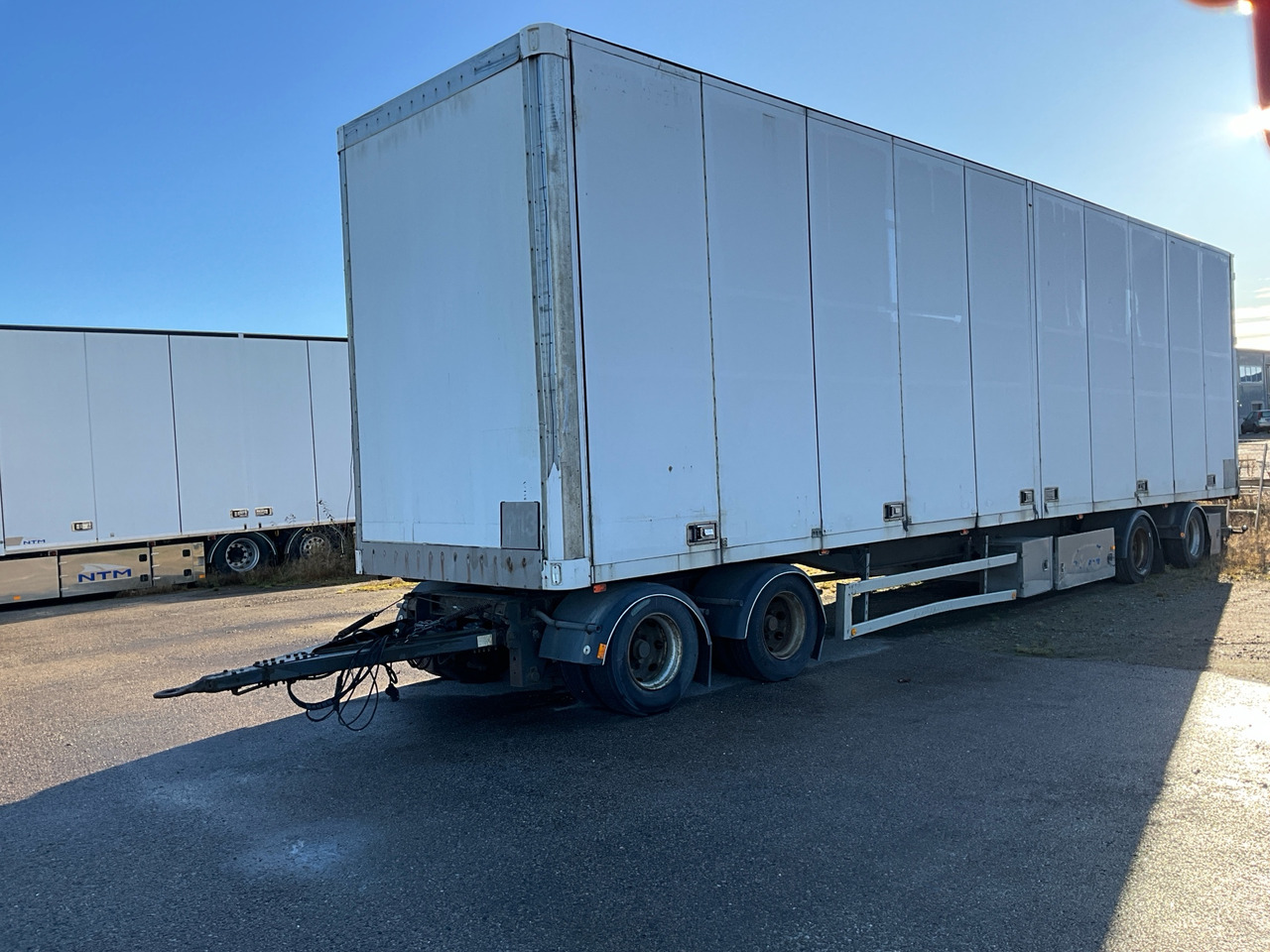 Ekeri L/L-4 - Прицеп: фото 1 Ekeri L/L-4 - Прицеп: фото 1