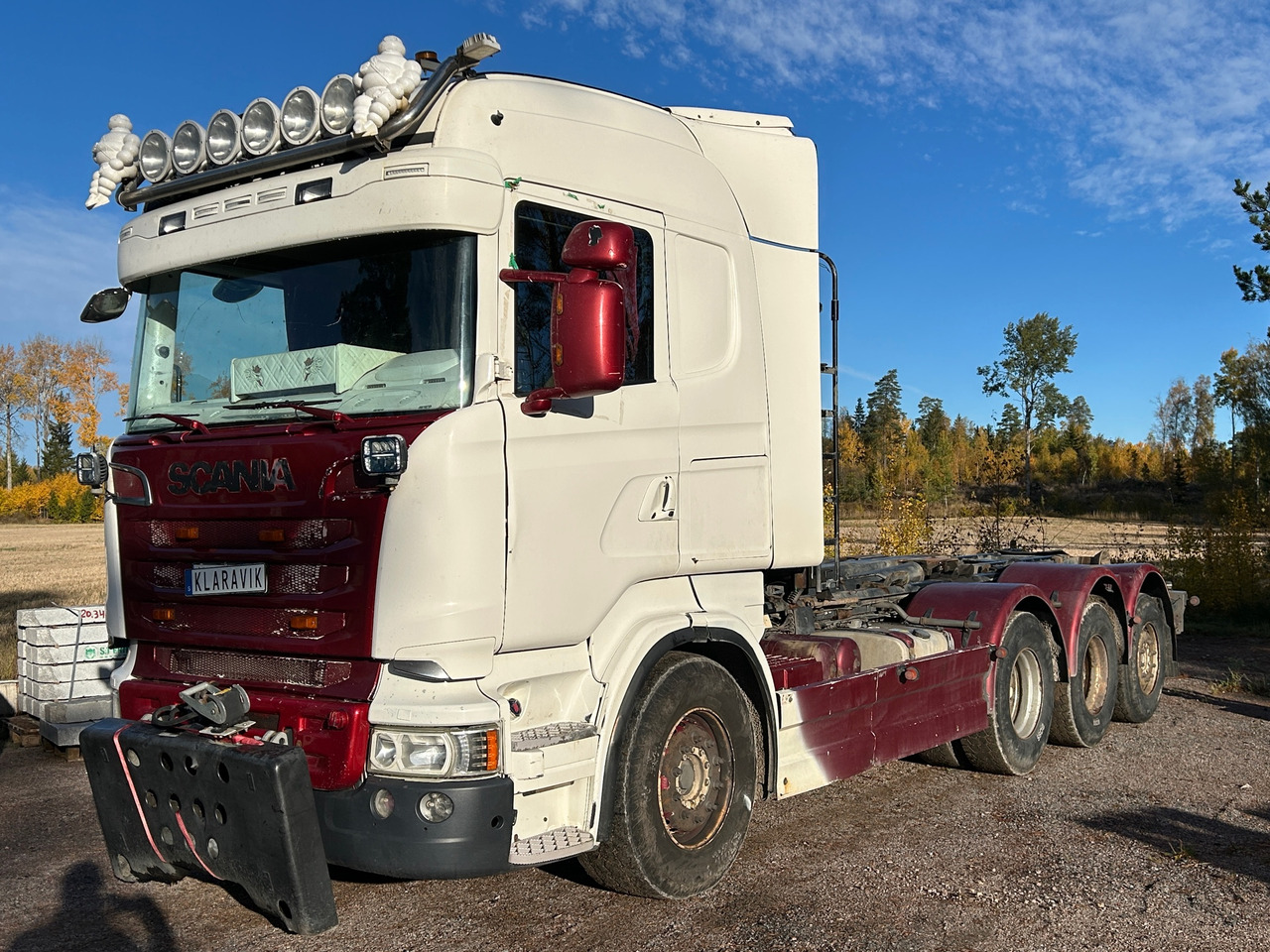 Scania R520LB8x4*4 HNB - Крюковой мультилифт: фото 1 Scania R520LB8x4*4 HNB - Крюковой мультилифт: фото 1