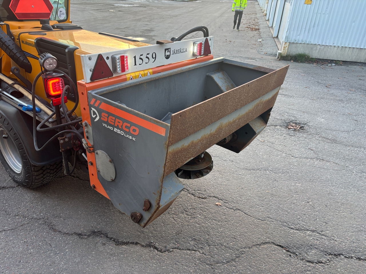 Serco Vilho 250 LKS-K - Разбрасыватель песка/ Соли: фото 1 Serco Vilho 250 LKS-K - Разбрасыватель песка/ Соли: фото 1