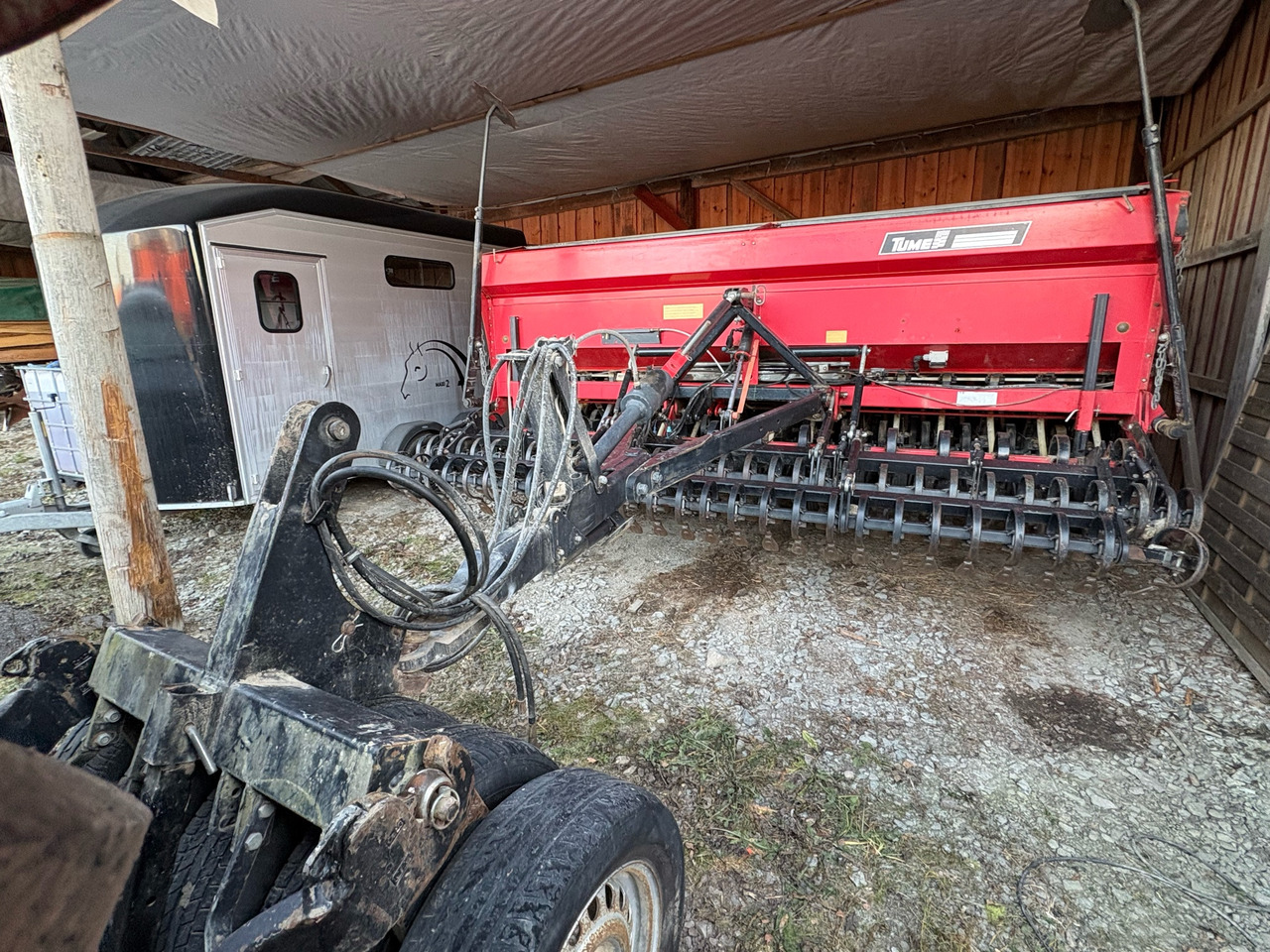 Tume HKL 4000 - Посевная техника: фото 1 Tume HKL 4000 - Посевная техника: фото 1