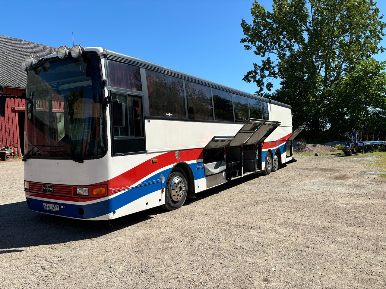 Volvo B10 M - Микроавтобус, Пассажирский фургон: фото 1 Volvo B10 M - Микроавтобус, Пассажирский фургон: фото 1