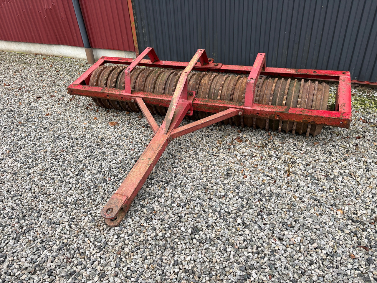 Ysta - Полевой каток: фото 1 Ysta - Полевой каток: фото 1