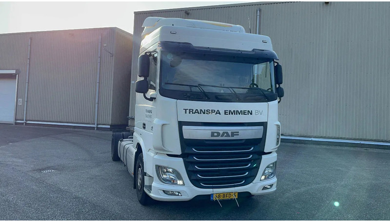 DAF XF 440 nette XF106 Chassis cabine - Грузовик-шасси: фото 2 DAF XF 440 nette XF106 Chassis cabine - Грузовик-шасси: фото 2