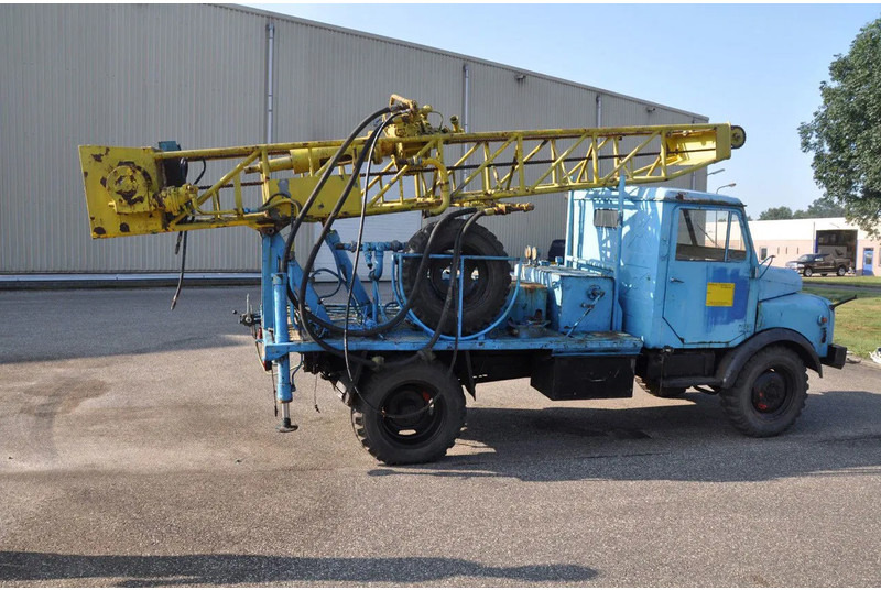 Hanomag AL 28 Z met Celler machinen fabrik DB114 - 30 - Буровая машина: фото 2 Hanomag AL 28 Z met Celler machinen fabrik DB114 - 30 - Буровая машина: фото 2