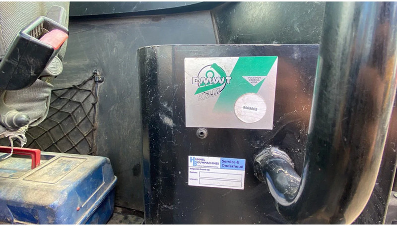 Колёсный погрузчик JCB KNIKSCHOVEL 406: фото 16 Колёсный погрузчик JCB KNIKSCHOVEL 406: фото 16