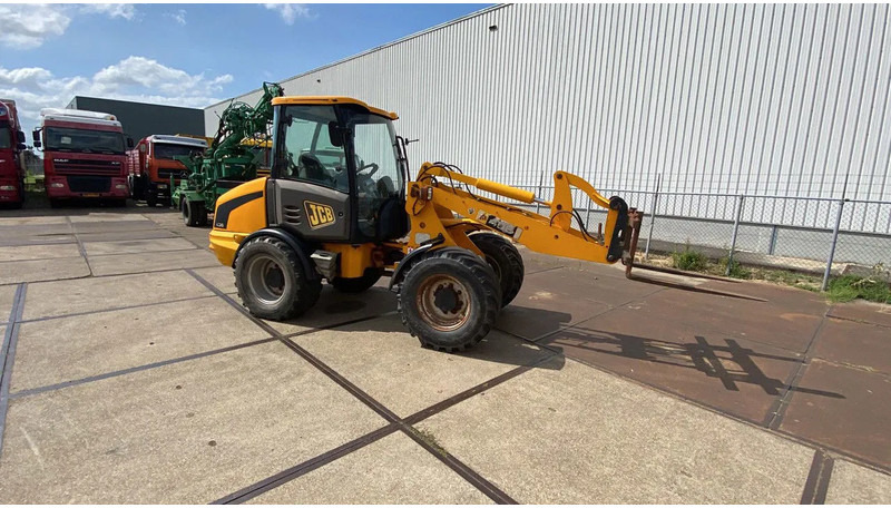 Колёсный погрузчик JCB KNIKSCHOVEL 406: фото 8 Колёсный погрузчик JCB KNIKSCHOVEL 406: фото 8