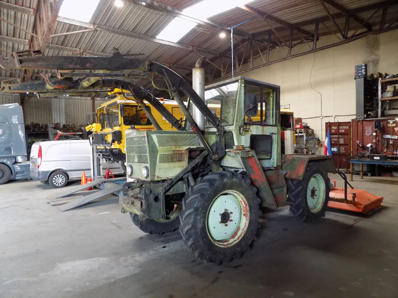 MB Trac MB TRAC 4X4 700 - Трактор: фото 1 MB Trac MB TRAC 4X4 700 - Трактор: фото 1