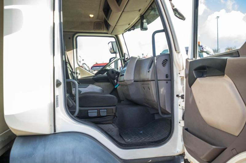 Грузовик с закрытым кузовом DAF LF 220(16t)+DHOLLANDIA: фото 10