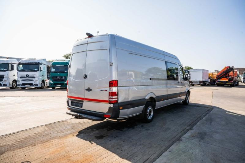 Mercedes Sprinter 319 CDI/3.5+6 p. - Цельнометаллический фургон: фото 4 Mercedes Sprinter 319 CDI/3.5+6 p. - Цельнометаллический фургон: фото 4