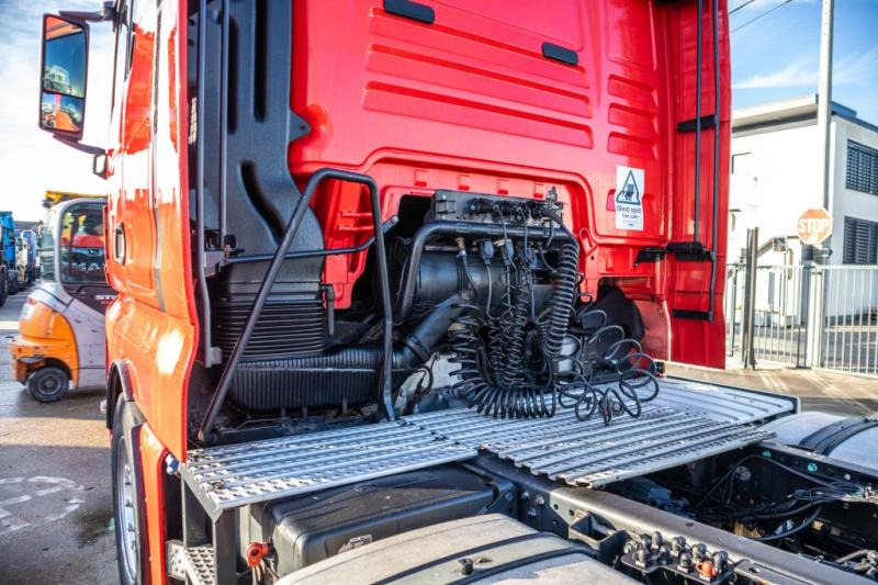 MAN TGX 18.500 XLX LLS - Тягач: фото 5 MAN TGX 18.500 XLX LLS - Тягач: фото 5