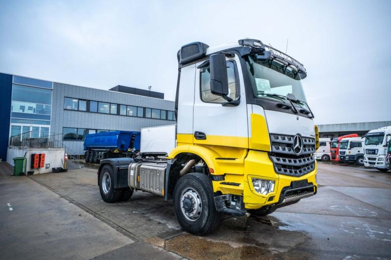 Mercedes AROCS 2045 AS (cardan) - Тягач: фото 2 Mercedes AROCS 2045 AS (cardan) - Тягач: фото 2