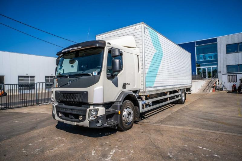 Volvo FE 250 (19T)+DHOLLANDIA 2 T. - Грузовик с закрытым кузовом: фото 1 Volvo FE 250 (19T)+DHOLLANDIA 2 T. - Грузовик с закрытым кузовом: фото 1
