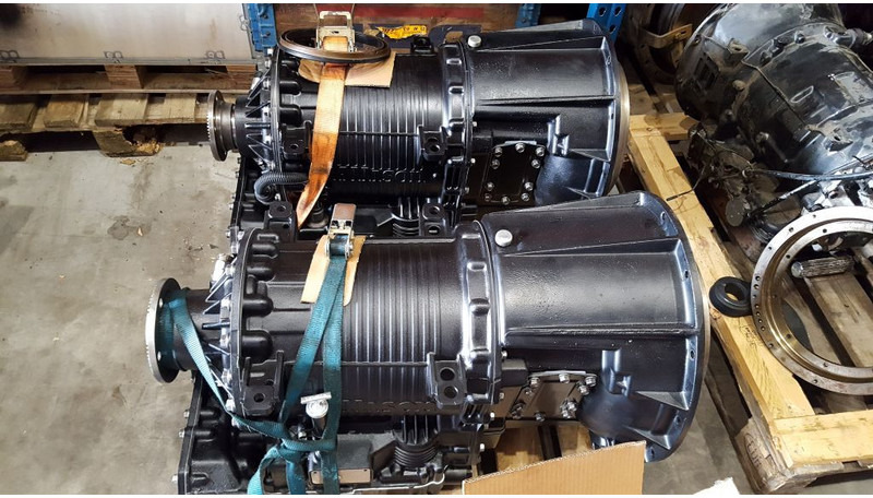 Terberg Allison MT643,MD3060,MD3000,ZF 6WG211 - Терминальный тягач: фото 1 Terberg Allison MT643,MD3060,MD3000,ZF 6WG211 - Терминальный тягач: фото 1