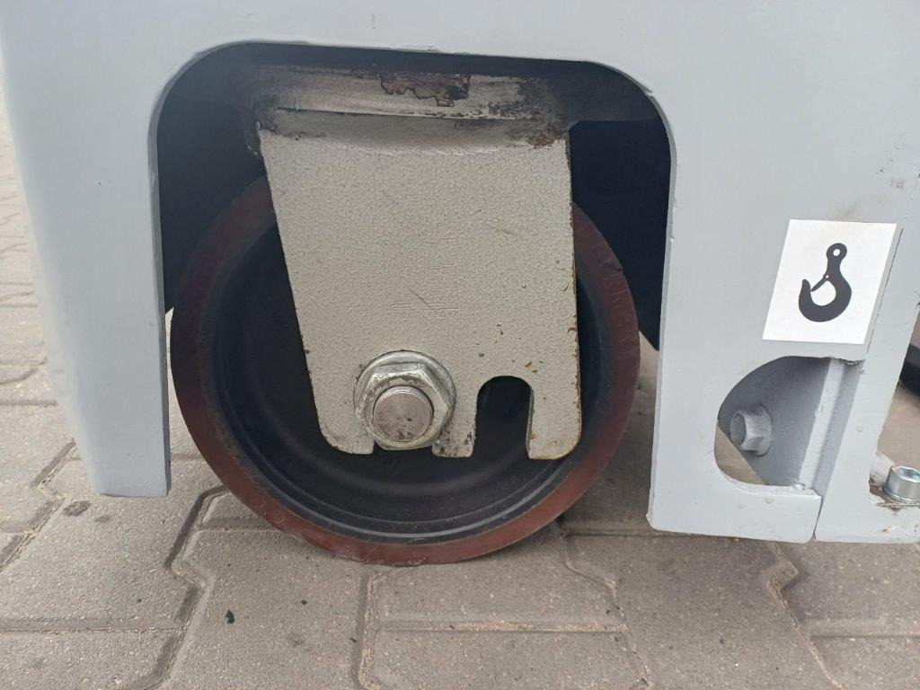 Hubtex MQ40 - Четырехсторонний погрузчик: фото 2 Hubtex MQ40 - Четырехсторонний погрузчик: фото 2