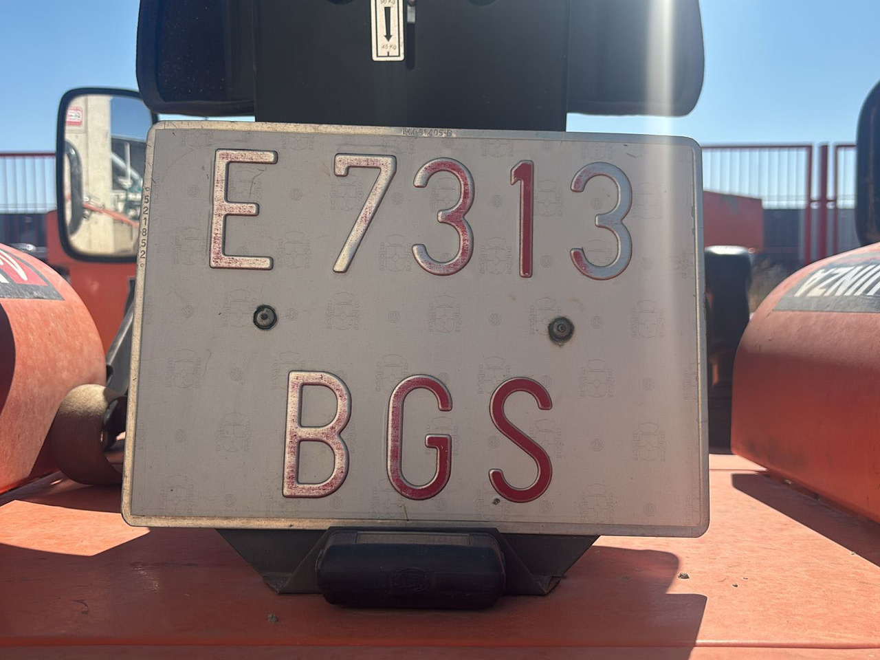 AUSA D350 AHG - Мини-самосвал: фото 4 AUSA D350 AHG - Мини-самосвал: фото 4