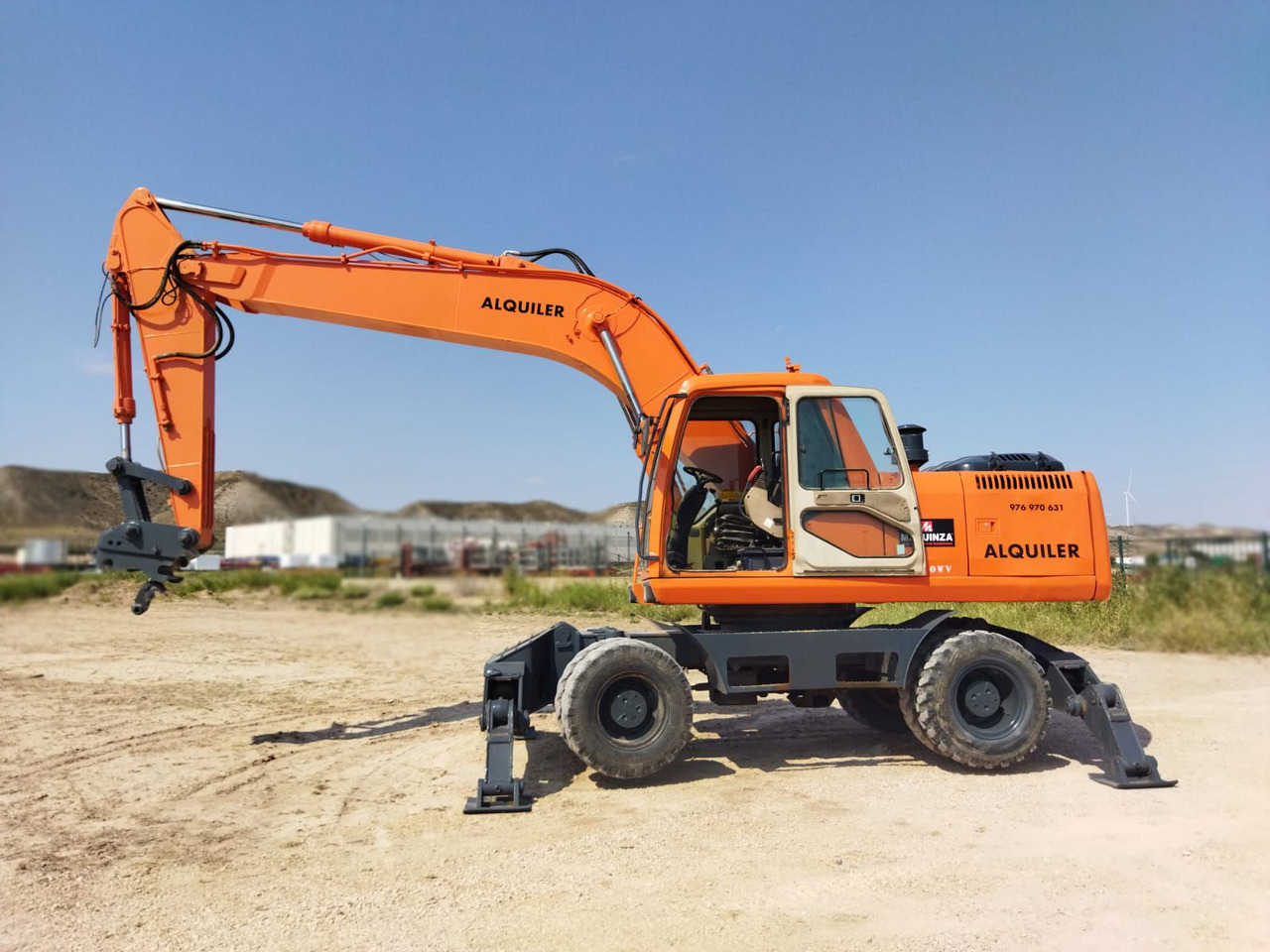 DAEWOO 210 W-V M4E (LOC) - Колёсный экскаватор: фото 3 DAEWOO 210 W-V M4E (LOC) - Колёсный экскаватор: фото 3