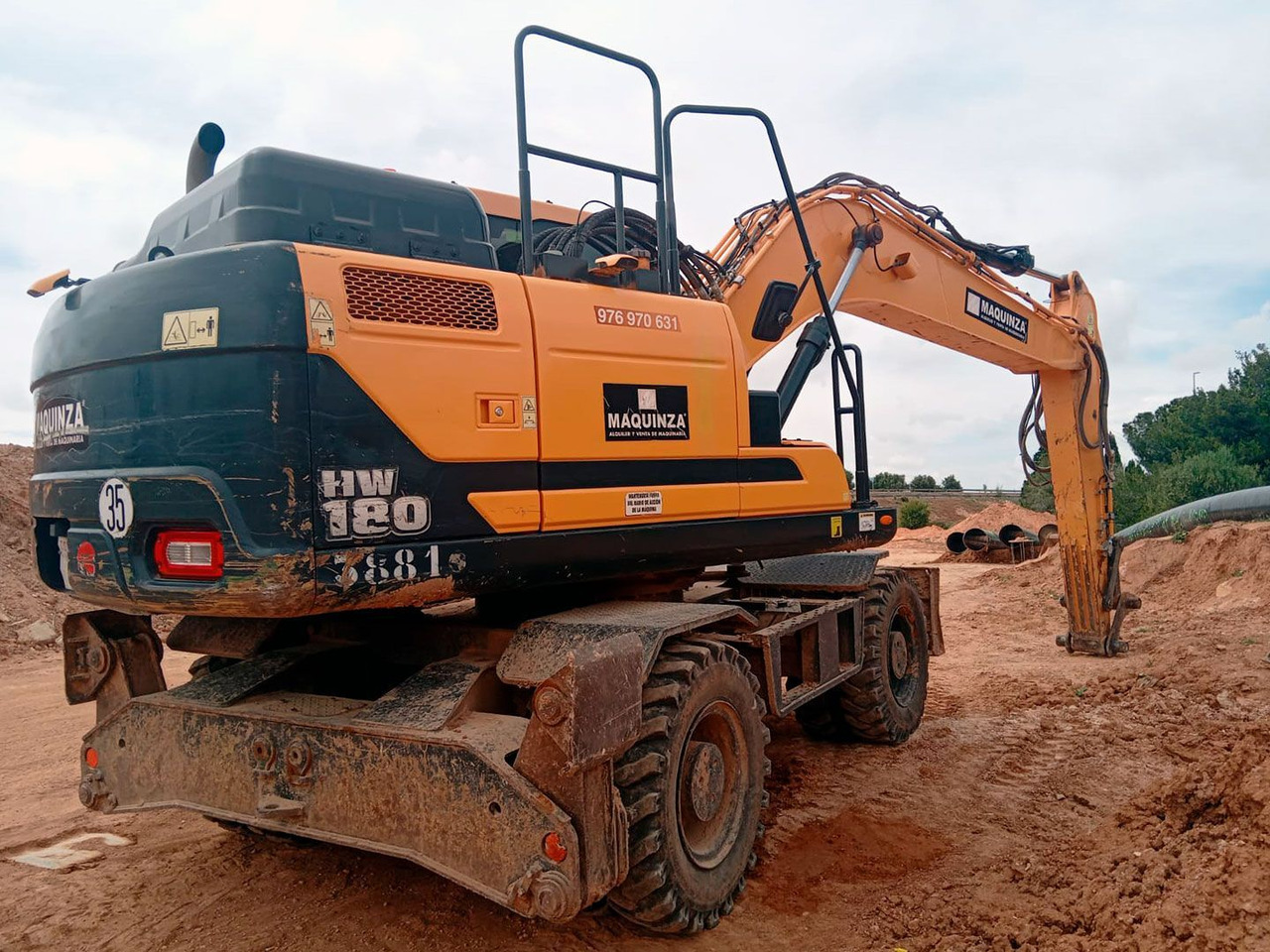 HYUNDAI HW180 - Колёсный экскаватор: фото 4 HYUNDAI HW180 - Колёсный экскаватор: фото 4