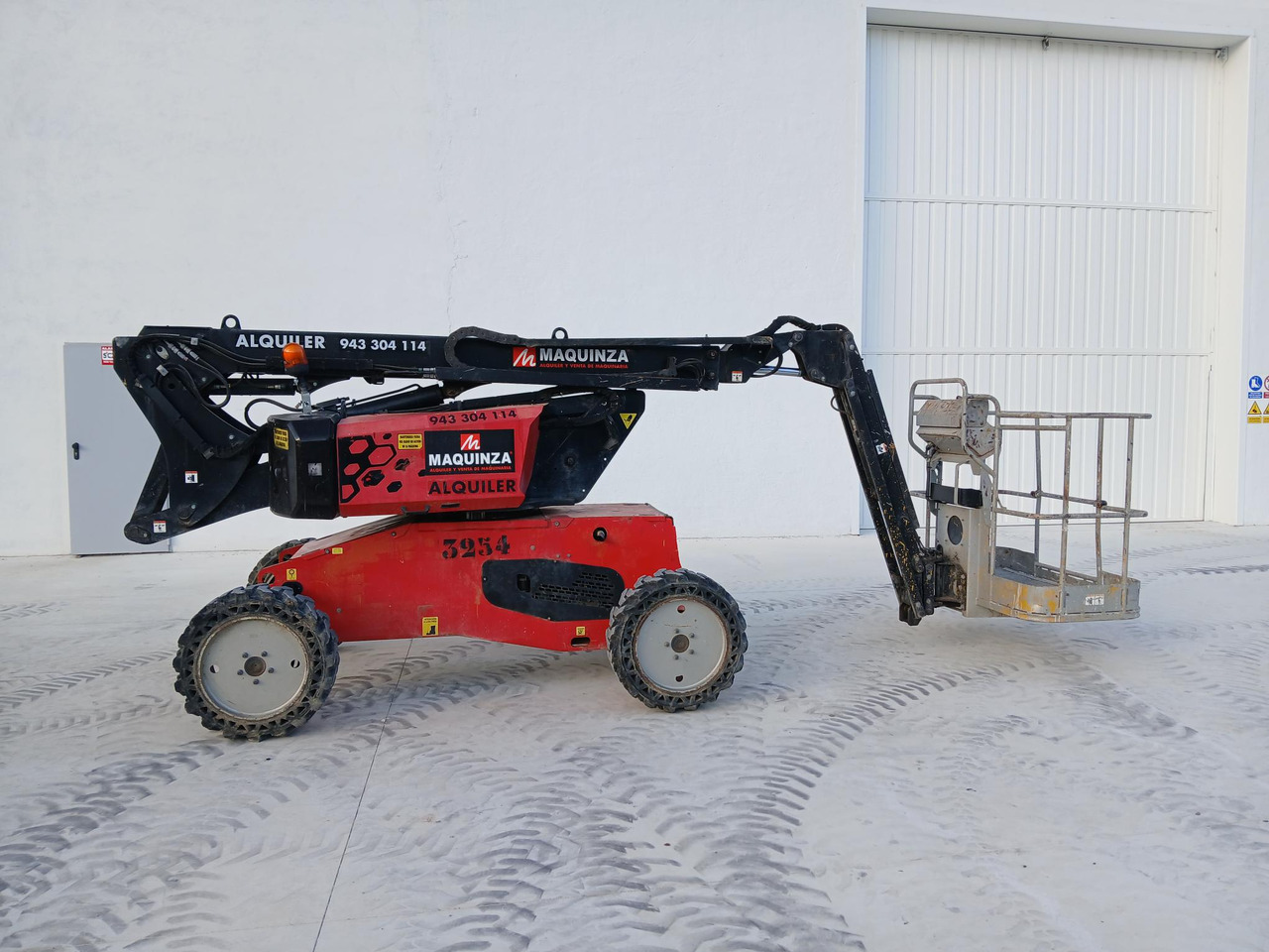 MANITOU MAN GO 12 - Коленчатый подъемник: фото 4 MANITOU MAN GO 12 - Коленчатый подъемник: фото 4
