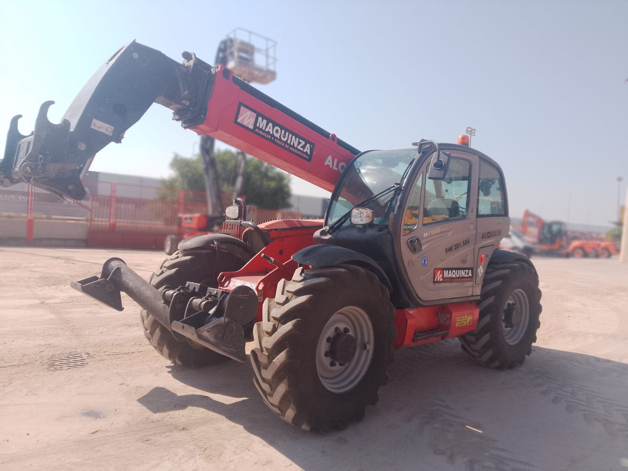 MANITOU MT1335 EASY - Телескопический погрузчик: фото 1 MANITOU MT1335 EASY - Телескопический погрузчик: фото 1