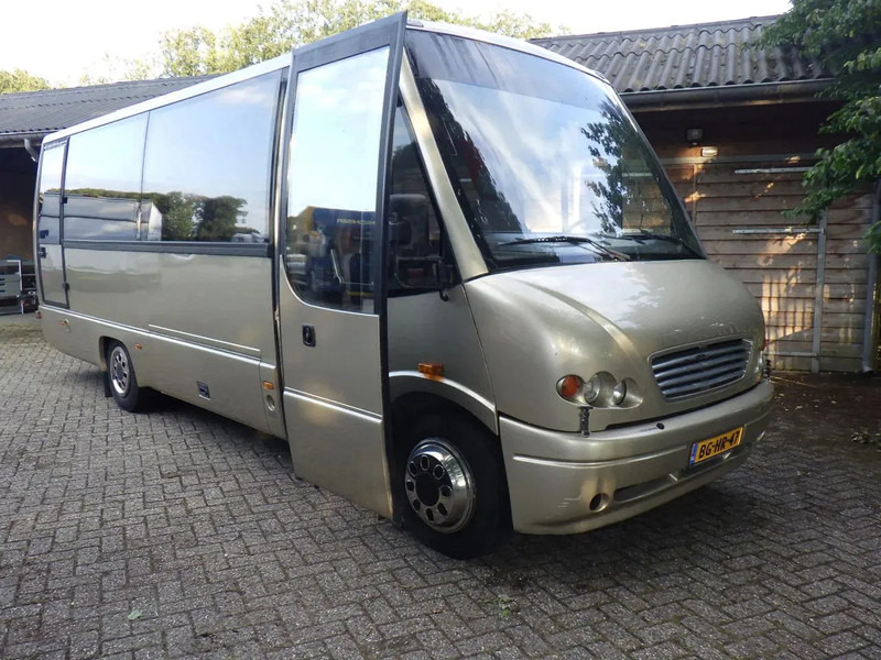 Mercedes-Benz 814 D Touringcar / 26 persoons 814 D Touringcar / 26 persoons Bladgeveerd / Manual - Легковой автомобиль: фото 2 Mercedes-Benz 814 D Touringcar / 26 persoons 814 D Touringcar / 26 persoons Bladgeveerd / Manual - Легковой автомобиль: фото 2