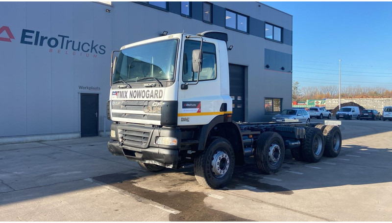 DAF CF 85.380 (EURO 3 / MANUAL GEARBOX / BOITE MANUELLE / BIG HUB / GRAND PONT / LAMES) - Грузовик-шасси: фото 1 DAF CF 85.380 (EURO 3 / MANUAL GEARBOX / BOITE MANUELLE / BIG HUB / GRAND PONT / LAMES) - Грузовик-шасси: фото 1