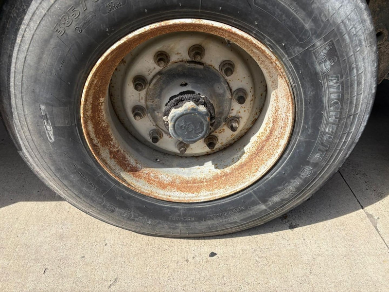 Самосвальный полуприцеп Fruehauf ONCRK22-110A (REMORQUE FRANCAIS / FRENCH TRAILER / DRUM BRAKES / FREINS TAMBOURS): фото 10 Самосвальный полуприцеп Fruehauf ONCRK22-110A (REMORQUE FRANCAIS / FRENCH TRAILER / DRUM BRAKES / FREINS TAMBOURS): фото 10