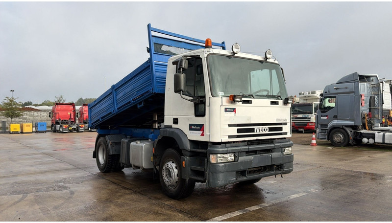 Iveco Eurotech 190 E 34 (POMPE MANUELLE / BOITE MANUELLE / MANUAL PUMP / FULL STEEL SUSP. / LAMES) - Самосвал: фото 2 Iveco Eurotech 190 E 34 (POMPE MANUELLE / BOITE MANUELLE / MANUAL PUMP / FULL STEEL SUSP. / LAMES) - Самосвал: фото 2
