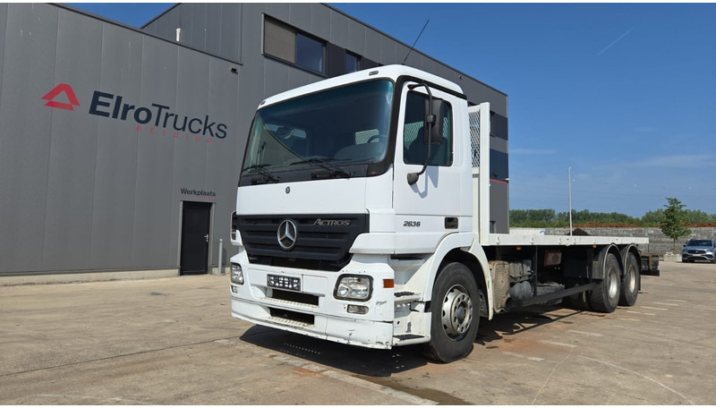 Mercedes-Benz Actros 2636 (6X4 / LAMES / GRAND PONT / MP2 / STEEL SUSP. / BOITE MANUELLE / MANUAL GEARBOX / 9M CHASSIS !!!) - Грузовик бортовой/ Платформа: фото 1 Mercedes-Benz Actros 2636 (6X4 / LAMES / GRAND PONT / MP2 / STEEL SUSP. / BOITE MANUELLE / MANUAL GEARBOX / 9M CHASSIS !!!) - Грузовик бортовой/ Платформа: фото 1