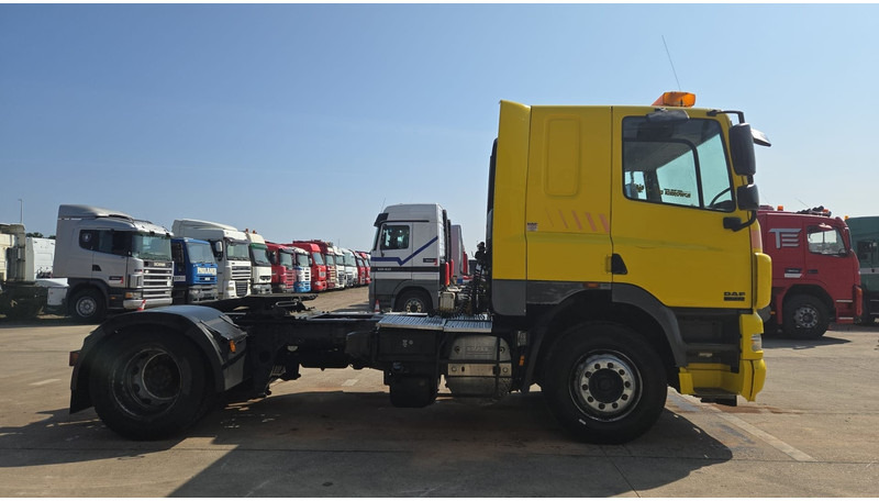 DAF CF 85.410 (LOW CABIN / BOITE MANUELLE / MANUAL GEARBOX / GOOD CONDITION / AIRCO) - Тягач: фото 4 DAF CF 85.410 (LOW CABIN / BOITE MANUELLE / MANUAL GEARBOX / GOOD CONDITION / AIRCO) - Тягач: фото 4