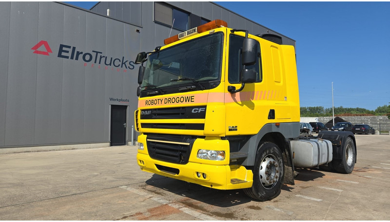 DAF CF 85.410 (LOW CABIN / BOITE MANUELLE / MANUAL GEARBOX / GOOD CONDITION / AIRCO) - Тягач: фото 1 DAF CF 85.410 (LOW CABIN / BOITE MANUELLE / MANUAL GEARBOX / GOOD CONDITION / AIRCO) - Тягач: фото 1