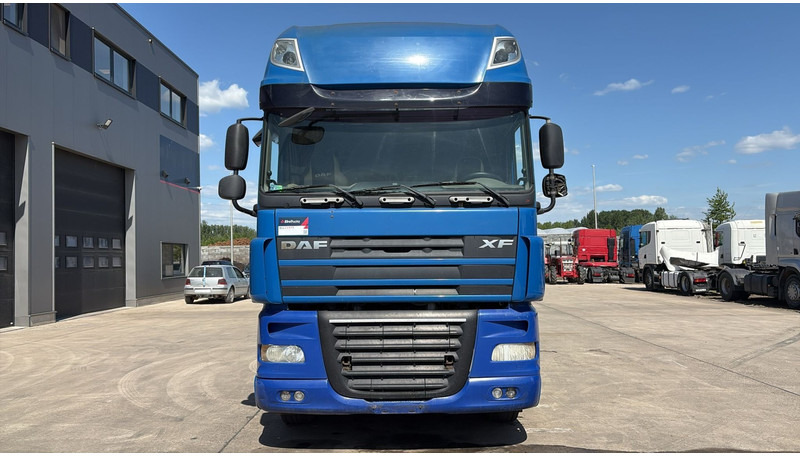 DAF XF 105.460 (BOITE MANUELLE / MANUAL GEARBOX) - Тягач: фото 3 DAF XF 105.460 (BOITE MANUELLE / MANUAL GEARBOX) - Тягач: фото 3