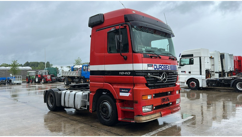 Mercedes-Benz Actros 1840 (EPS / GRAND PONT / V6 / BIG AXLE / 3 PEDALES) - Тягач: фото 3 Mercedes-Benz Actros 1840 (EPS / GRAND PONT / V6 / BIG AXLE / 3 PEDALES) - Тягач: фото 3