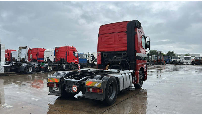 Mercedes-Benz Actros 1840 (EPS / GRAND PONT / V6 / BIG AXLE / 3 PEDALES) - Тягач: фото 5 Mercedes-Benz Actros 1840 (EPS / GRAND PONT / V6 / BIG AXLE / 3 PEDALES) - Тягач: фото 5