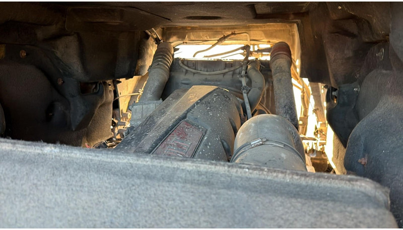 Тягач Renault Premium 450 (MANUAL GEARBOX / BOITE MANUELLE): фото 19