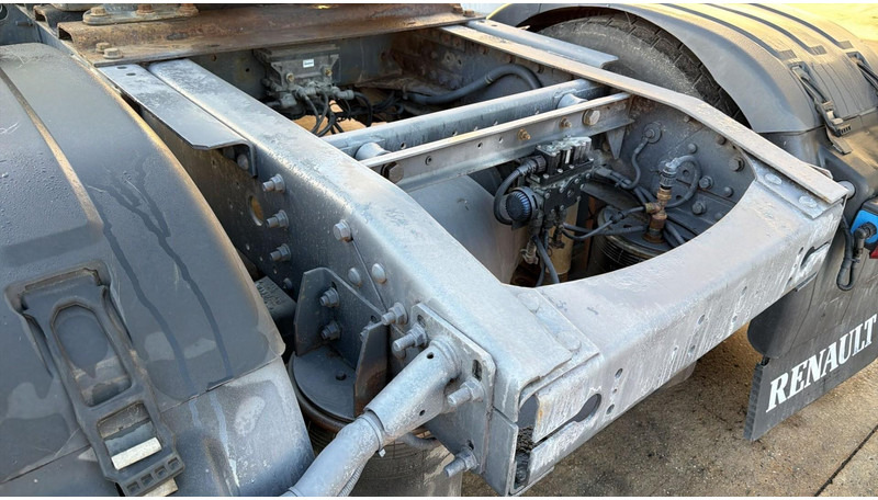 Тягач Renault Premium 450 (MANUAL GEARBOX / BOITE MANUELLE): фото 11