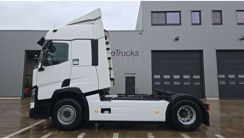 Renault T440 (BELGIAN TRUCK / ACC / FRIGO / NAVI / COLLISSION WARNING / LANE WARNING / 2 TANKS / LOW KM !!!!) - Тягач: фото 2 Renault T440 (BELGIAN TRUCK / ACC / FRIGO / NAVI / COLLISSION WARNING / LANE WARNING / 2 TANKS / LOW KM !!!!) - Тягач: фото 2