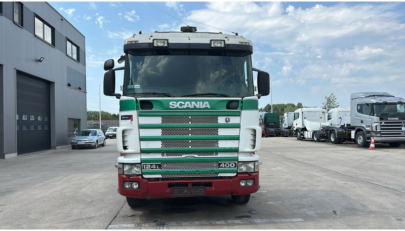Scania 124 - 400 (POMPE MANUELLE / MANUAL PUMP / 6X2 / BOITE MANUELLE / MANUAL GEARBOX) - Тягач: фото 2 Scania 124 - 400 (POMPE MANUELLE / MANUAL PUMP / 6X2 / BOITE MANUELLE / MANUAL GEARBOX) - Тягач: фото 2
