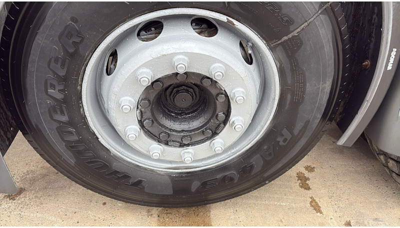 Scania 124-420 (6X2 / 8 TYRES / ORIGINAL TRACTOR UNIT / FRONT STEEL) в лизинг Scania 124-420 (6X2 / 8 TYRES / ORIGINAL TRACTOR UNIT / FRONT STEEL): фото 13