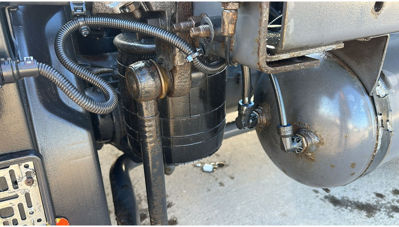 Тягач Volvo FH 460 (MANUAL GEARBOX / VERY CLEAN !!! / GOOD TYRES / TOP CONDITION): фото 12