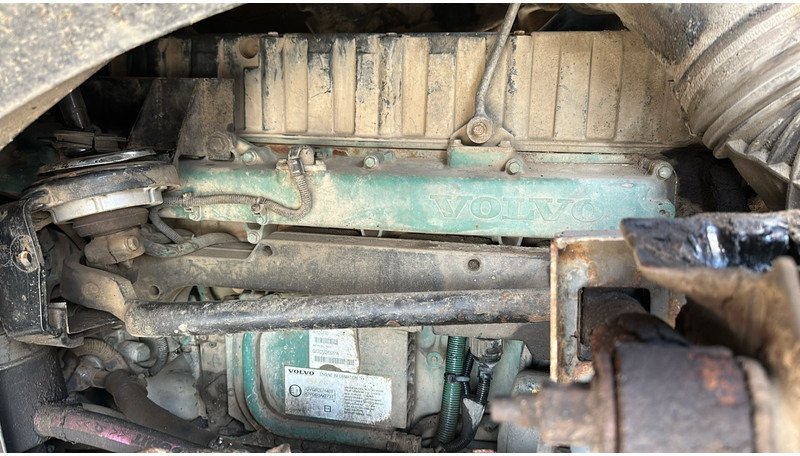 Самосвал Volvo FM 12 - 340 (MANUAL GEARBOX / STEEL SUSPENSION / LAMES / BOITE MANUELLE): фото 19