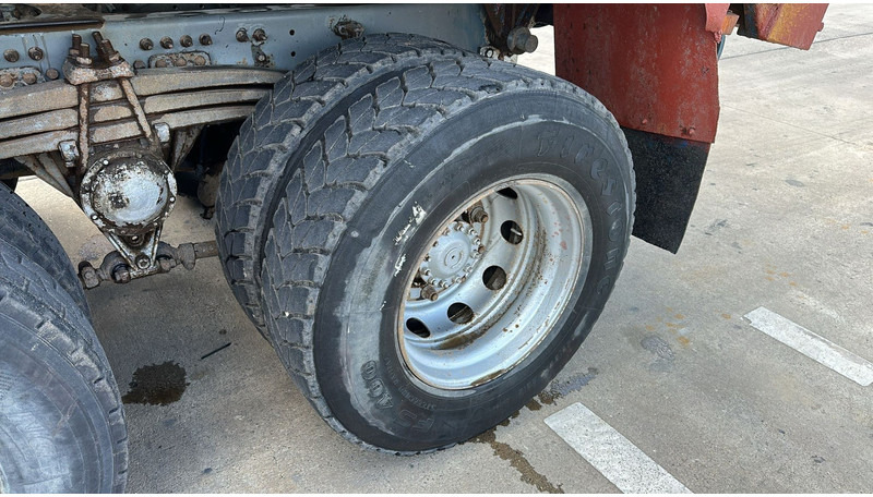 Самосвал Volvo FM 12 - 340 (MANUAL GEARBOX / STEEL SUSPENSION / LAMES / BOITE MANUELLE): фото 12