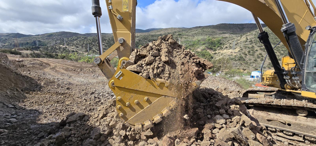 CAT 349 Armored Heavy Duty Bucket - Ковш для экскаватора для Гусеничных экскаваторов: фото 1 CAT 349 Armored Heavy Duty Bucket - Ковш для экскаватора для Гусеничных экскаваторов: фото 1