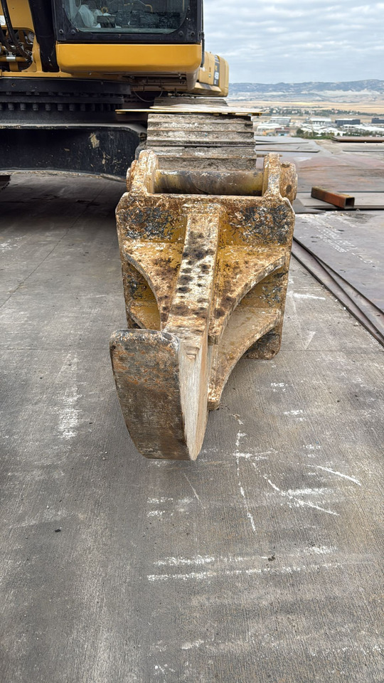 CATERPILLAR 336 Ripper from STOCK - Рыхлитель для Гусеничных экскаваторов: фото 3 CATERPILLAR 336 Ripper from STOCK - Рыхлитель для Гусеничных экскаваторов: фото 3